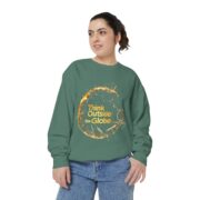 Think Outside the Globe, Sweatshirt - Image 14