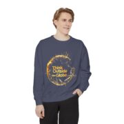 Think Outside the Globe, Sweatshirt - Image 42